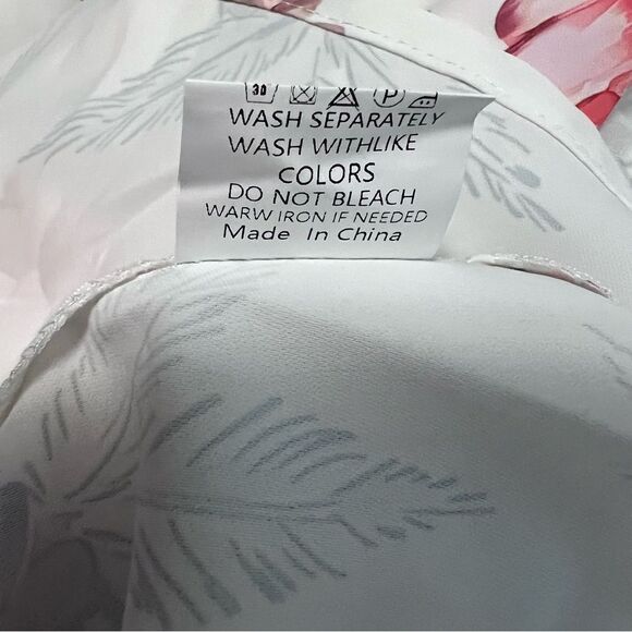 Floral Loose Fitting Blouse w/Sheer Sleeves Size XL - Picture 9 of 9